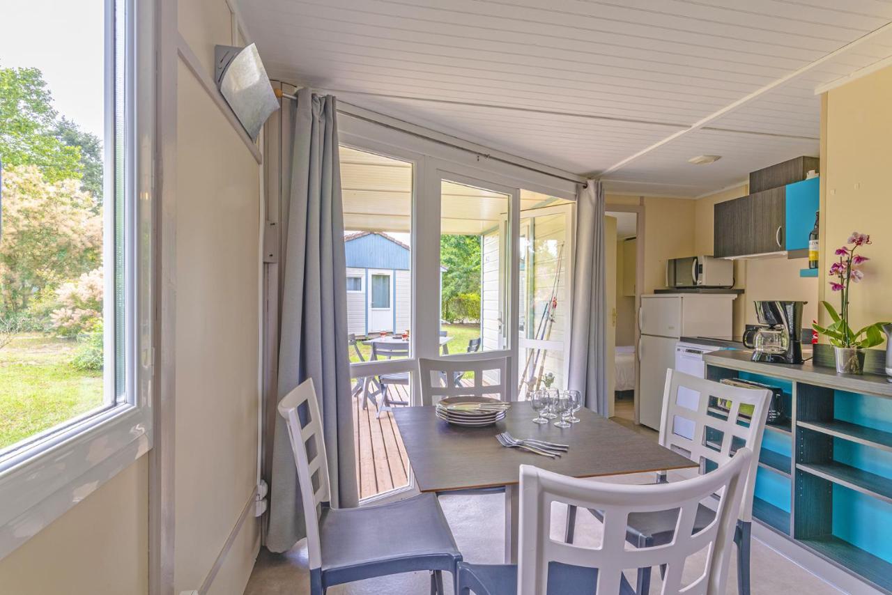 Lagrange Grand Bleu Vacances - Residence Port Lalande Castelmoron-sur-Lot Exterior foto