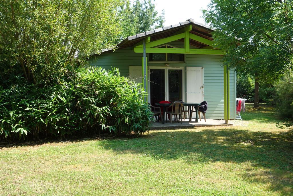 Lagrange Grand Bleu Vacances - Residence Port Lalande Castelmoron-sur-Lot Exterior foto